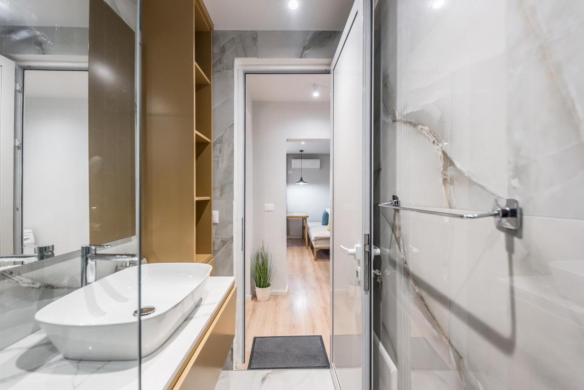 Pazari I Ri - 1 Bedroom Loft Tirana Exteriér fotografie